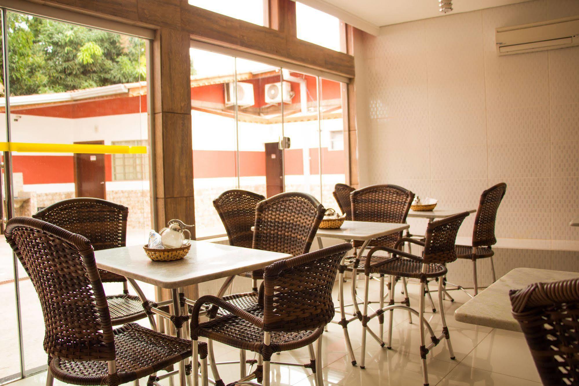 Pousada Dubai Cuiabá Exterior foto